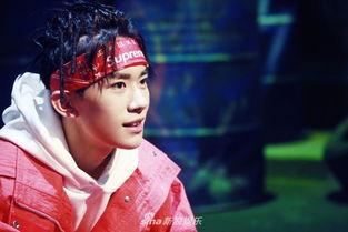 易烊千玺近日爆料新闻,揭秘娱乐圈不为人知的真相